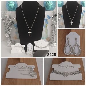 Ladies Necklace Sets (S225)